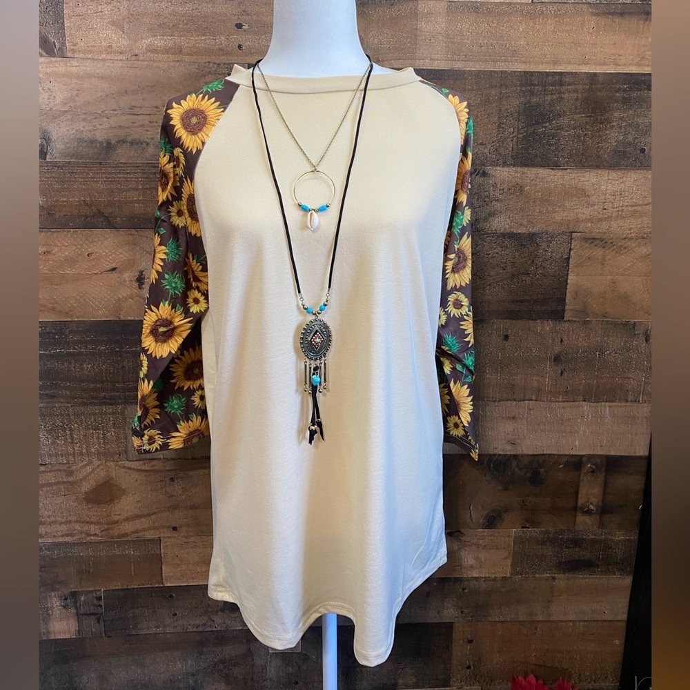 NEW Large 3/4 sleeve Ragland Tshirt